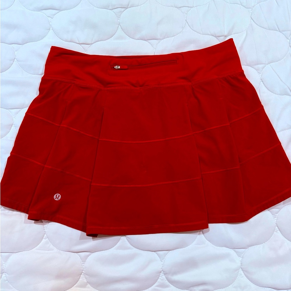 Like new lululemon pace rival skirt - 8